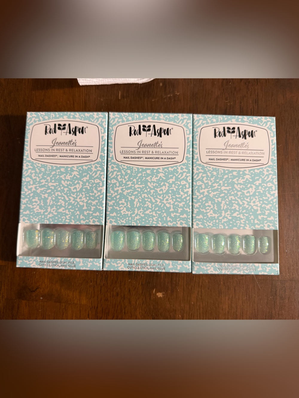 Red aspen nail lot